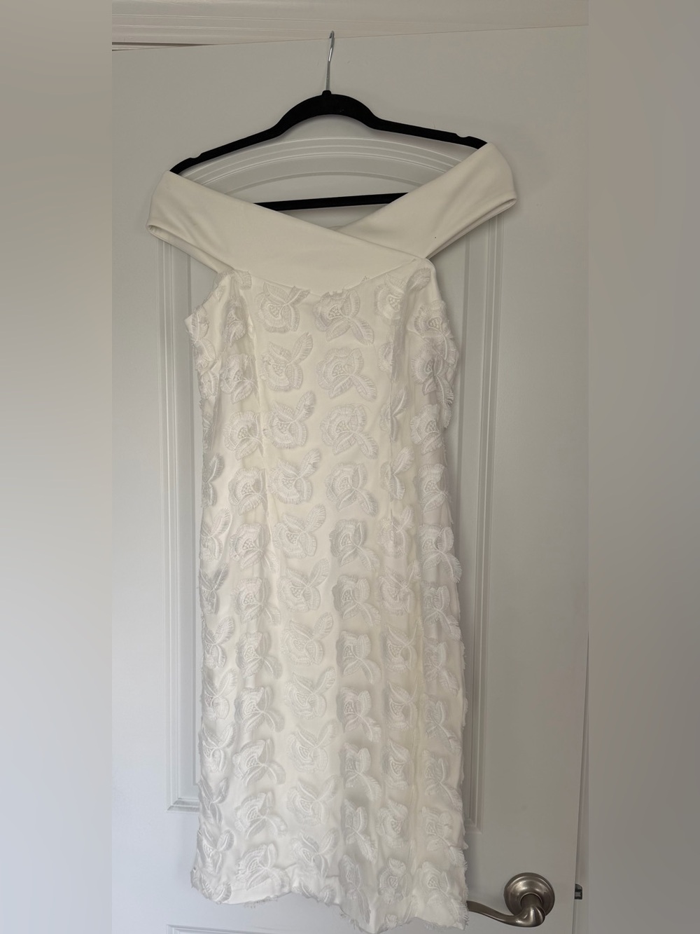 Alex Marie Floral Midi Dress in White Size 6 NWT